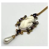 Antique Cameo Pendant Necklace