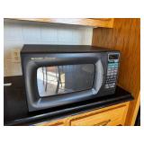 Sharp Carousel Microwave Oven - Countertop Sensor Cooking