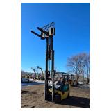 2009 Komatsu FG35ST-8  7000lb LP Forklift