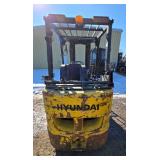 2017 Hyundai 30LC-7A LP Forklift - For Parts or Repair