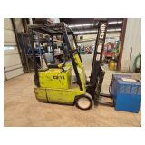 1984 Clark TM15 24V Electric Forklift with Charger