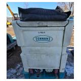 Tennant 7200 Ride On Floor Scrubber - For Parts or Repair