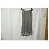 Max Studio Size L slacks