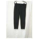 Old Navy Pixie high rise never fade black cropped pants. Size 14