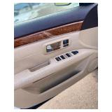 2007 CADILLAC SRX V6 *No Accidents* (NO RESERVE)