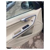 2013 VOLVO S60 T5 *No Accidents* (NO RESERVE)