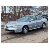 2001 HONDA ACCORD EX *No Accidents* (NO RESERVE)