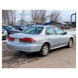 2001 HONDA ACCORD EX *No Accidents* (NO RESERVE)