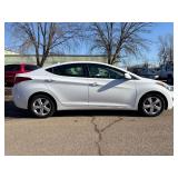 2013 HYUNDAI ELANTRA GLS *110k Miles* (NO RESERVE)