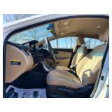 2013 HYUNDAI ELANTRA GLS *110k Miles* (NO RESERVE)