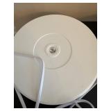 Photography Accessory Lot: Digital Scales, Jaygot Display Turntable, Neewer Reflector Set