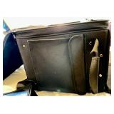 Creative Memories Scrapbooking Travel Set with Shape Templates and Storage Cases