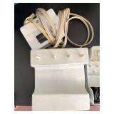 Elna SU Vintage Electronic Sewing Machine with Foot Pedal and Case