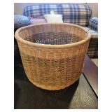 Set of 3 Woven Baskets Assorted Styles with Lids and Handle