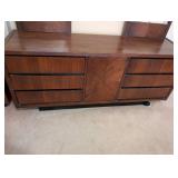 Lane Mid-Century Modern Bedroom Set with Dresser Mirrors, Nightstand and Headboard