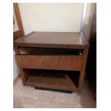 Lane Mid-Century Modern Bedroom Set with Dresser Mirrors, Nightstand and Headboard