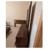 Lane Mid-Century Modern Bedroom Set with Dresser Mirrors, Nightstand and Headboard