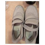 Collection of 7 Pairs of Women