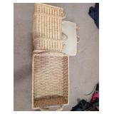 Set of 2 Woven Storage Baskets with Handles and Lid