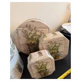 Daisy-Print Round Storage Boxes & Hexagonal Boxes - 4-Piece Decor Set