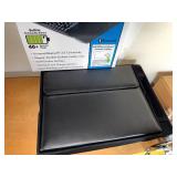 Bluetooth Keyboard Case for iPad - Synthetic Leather, Built-In Battery