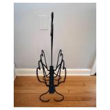 Wrought Iron Heart-Shaped Floor Stand - Decorative Display, 28 x 14
