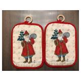 Christmas Kitchen Towels, Oven Mitts & Potholders - Assorted Holiday Prints