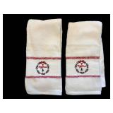 White Bath Towels - Embroidered Holiday Wreath