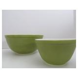 Group of Assorted Vintage PYREX Bowls Group of Assorted Vintage PYREX Bowls