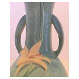 Beautiful Large Signed ROSEVILLE Art Pottery 2-Handled Vase Beautiful Large Signed ROSEVILLE Art Pottery 2-Handled Vase