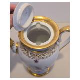 Antique Signed MEISSEN Porcelain Coffee Pot Antique Signed MEISSEN Porcelain Coffee Pot