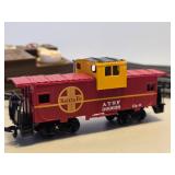 Nice Condition HO Train Set - Santa Fe Engine Nice Condition HO Train Set - Santa Fe Engine