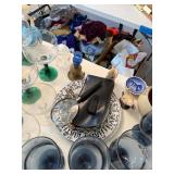 Contents of Table - Vintage Glassware, Collectibles etc #1 Contents of Table - Vintage Glassware, Collectibles etc #1