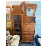 Very nice Condition Antique Quartersawn Oak Gentleman's Dresser Very nice Condition Antique Quartersawn Oak Gentleman's Dresser