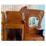 Very nice Condition Antique Quartersawn Oak Gentleman's Dresser Very nice Condition Antique Quartersawn Oak Gentleman's Dresser