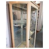 Nice Vintage Curved Glass China/Curio Cabinet Nice Vintage Curved Glass China/Curio Cabinet