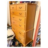 Excellent Condition 6-Drawer Dovetailed Dresser Excellent Condition 6-Drawer Dovetailed Dresser
