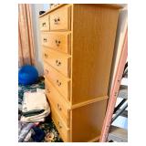 Excellent Condition 6-Drawer Dovetailed Dresser Excellent Condition 6-Drawer Dovetailed Dresser