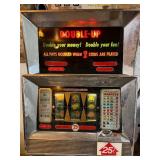 Vintage WHISKEY PETE'S Casino Slot Machine Vintage WHISKEY PETE'S Casino Slot Machine