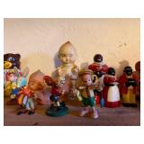 Contents of Shelf - Vintage Collectibles etc Contents of Shelf - Vintage Collectibles etc