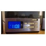 Working CD Player Digital Alarm Clock w/Speakers Working CD Player Digital Alarm Clock w/Speakers