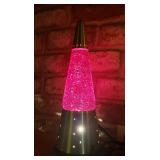 2 Working Lava Lamps 2 Working Lava Lamps