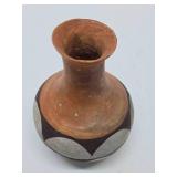 Vintage Native American Clay Vase Vintage Native American Clay Vase