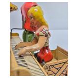 Complete Original 1940's Unique Art Mfg Company Tin Toy Set - LIL ABNER & The Dogpatch Band Complete Original 1940's Unique Art Mfg Company Tin Toy Set - LIL ABNER & The Dogpatch Band