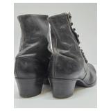 2 Pair of Antique Victorian Ladies' Boots 2 Pair of Antique Victorian Ladies' Boots