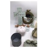 Assorted Home Decoration