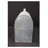 Garden Tools - Galvanized Toolbox with 2 Green-Handled Hand Trowels (Lot of 3) Garden Tools - Galvanized Toolbox with 2 Green-Handled Hand Trowels (Lot of 3)