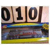 Athearn Santa Fe Engine 330