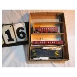 Box of 3 Roundhouse Rail Cars