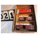Box of 3 Athearn Rail Cars
